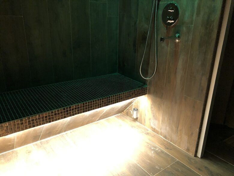 Hotel La Rocca Guest House & Spa