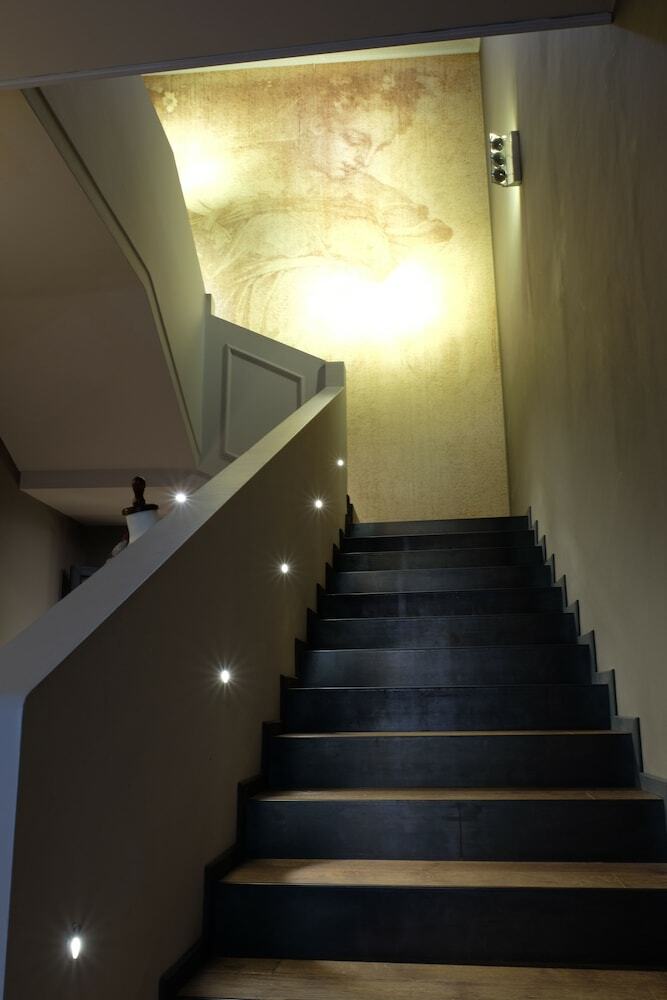 Hotel La Rocca Guest House & Spa