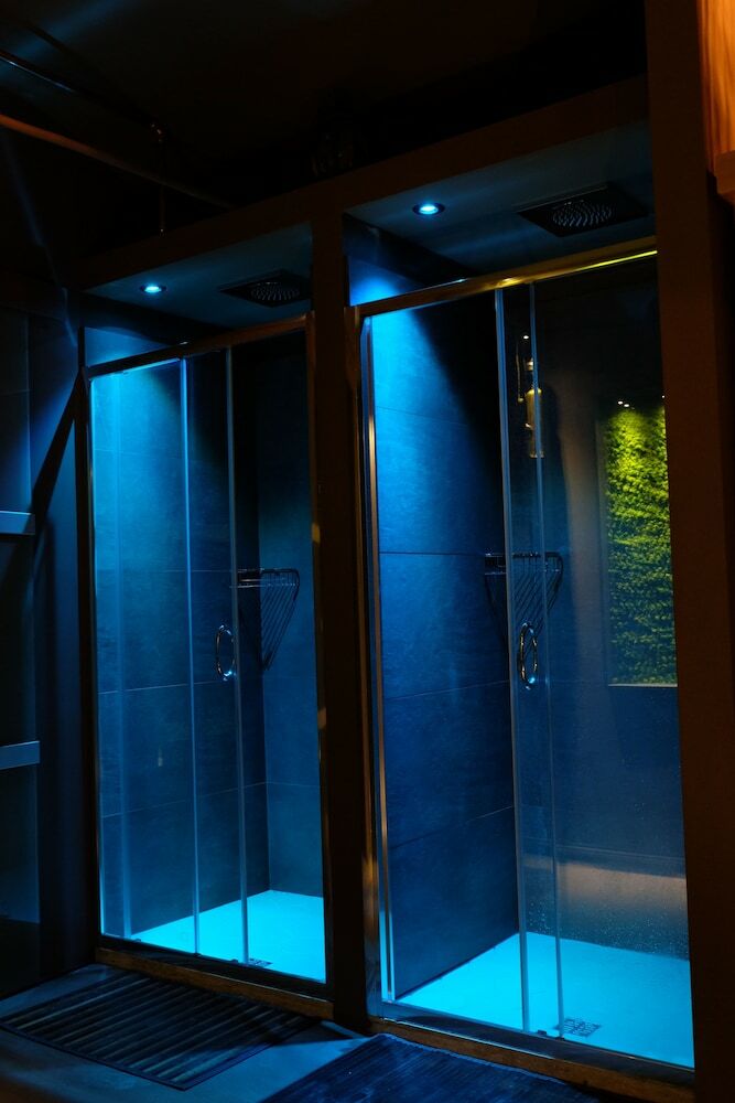 Hotel La Rocca Guest House & Spa