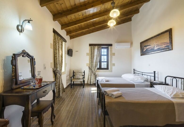 Villa Traditional Apartments Kaladare