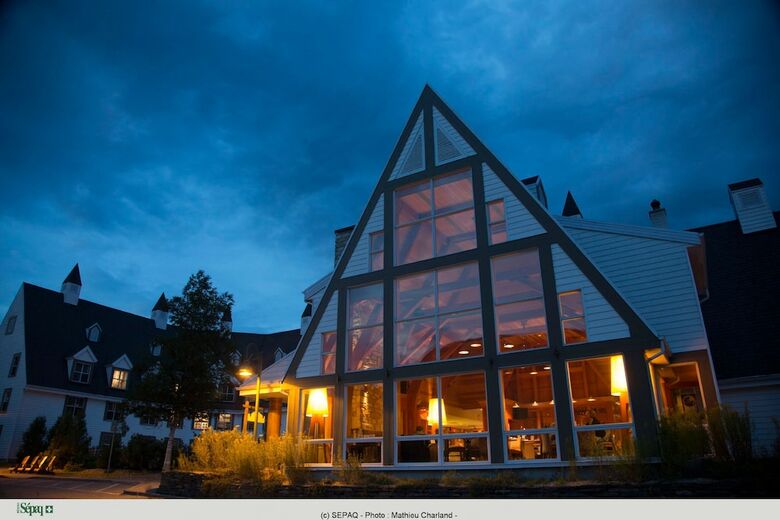 Hotel Auberge Le Gite Du Mont-albert- Sepaq