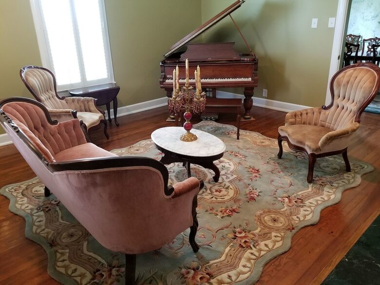 Magnolia Plantation Bed And Breakfast