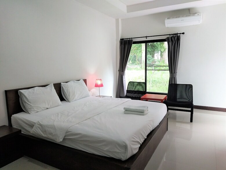 Hotel Makmai Resort