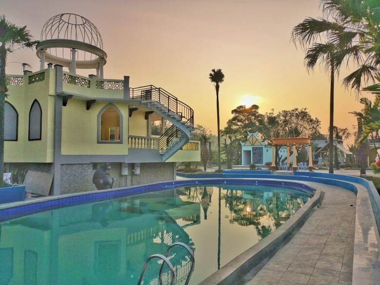 Hotel River Walk Urban Camping House