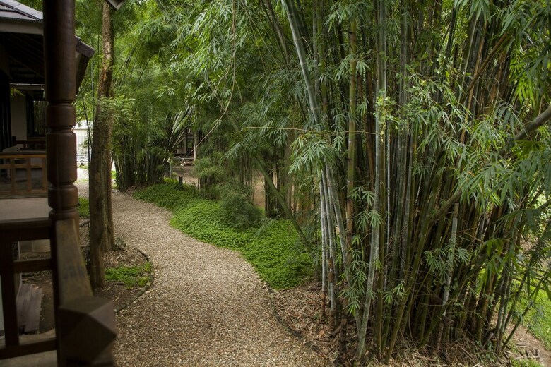 Hotel Middle Path Retreat