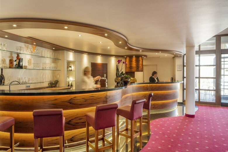 Invite Hotel L�wen Freiburg