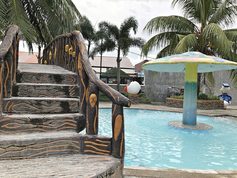 Quezon Premier Hotel Candelaria