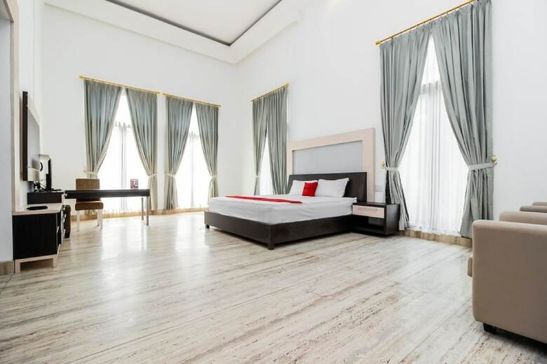Hotel Reddoorz Plus Near Ragunan Zoo