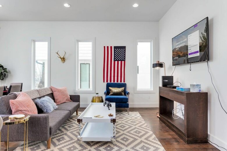 Domio Katie Hills Modern 3br Skyline Views