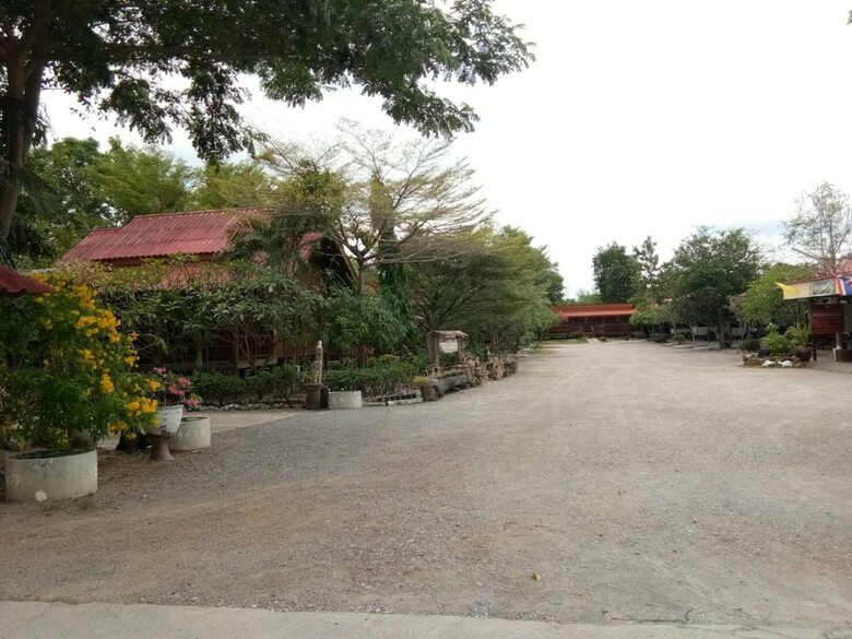 Hotel Vassanadee Resort And Camp