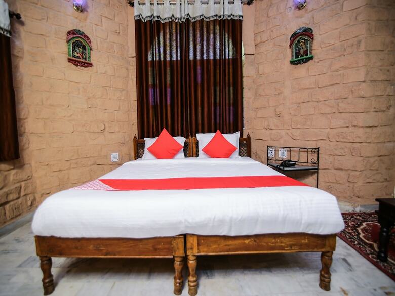 Hotel Oyo 16799 Shikargarh Palace Resorts