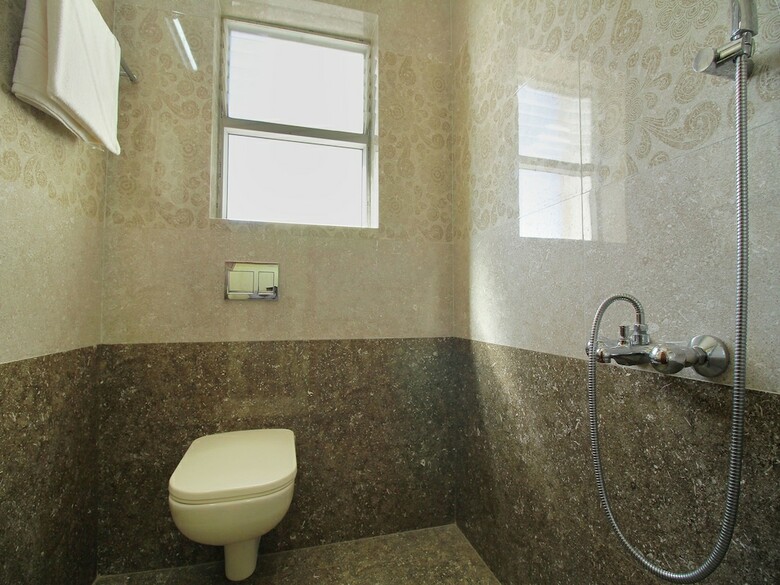 Hotel Oyo 14815 Anu Residency