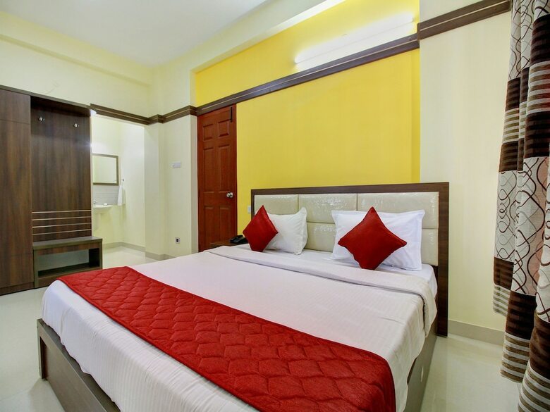 Hotel Oyo 14815 Anu Residency