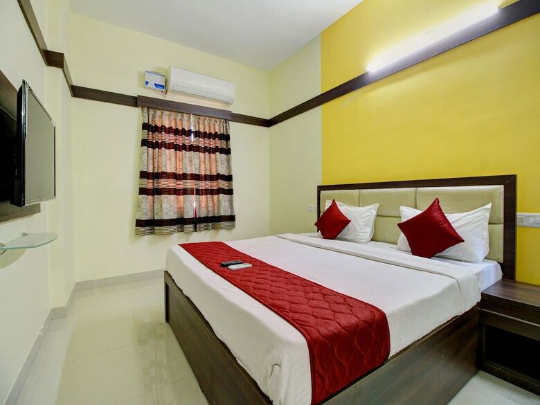Hotel Oyo 14815 Anu Residency