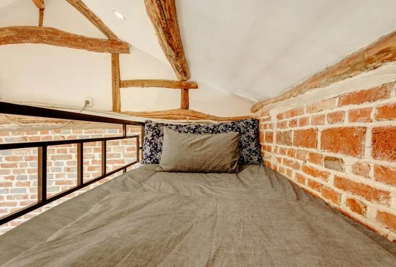 Hotel Yi Jing. Escape Split House