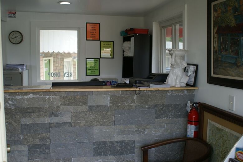 Whispering Pines Motel