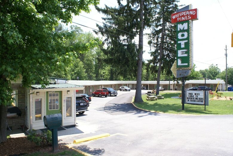 Whispering Pines Motel