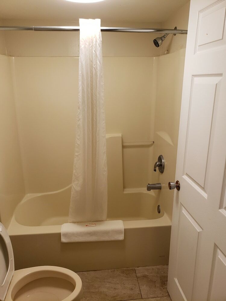 Motel Peach Tree Inn