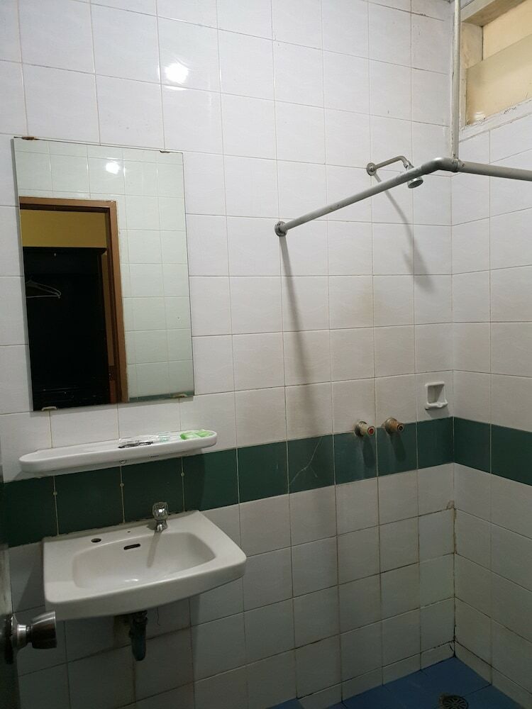 Hotel Cisarua Indah