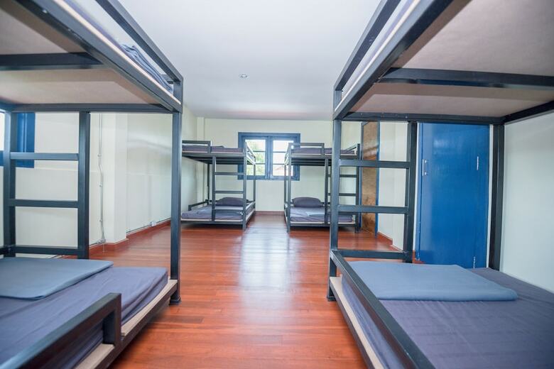 Hostal Toobs Hostel - Adults Only