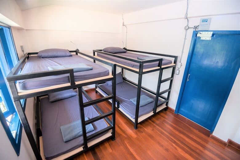 Hostal Toobs Hostel - Adults Only