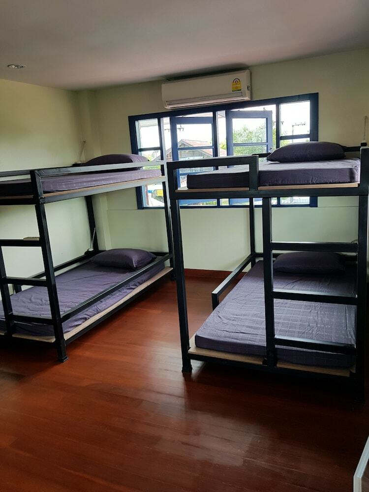 Hostal Toobs Hostel - Adults Only
