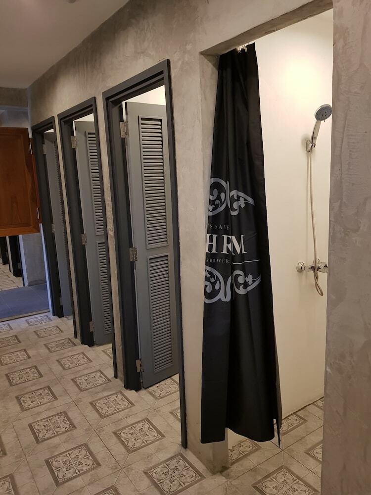 Hostal Toobs Hostel - Adults Only