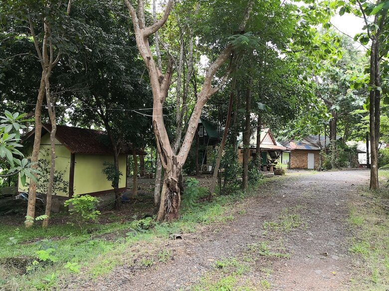 Hotel Khongchaim Marina Resort
