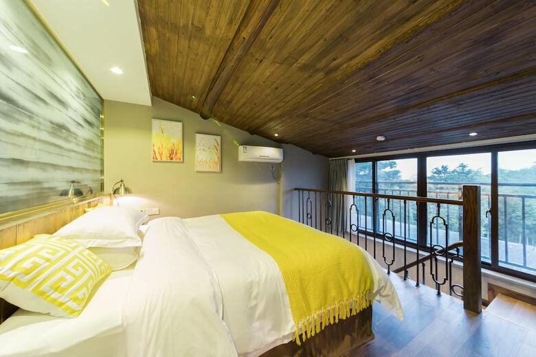 Hotel Anani Inn
