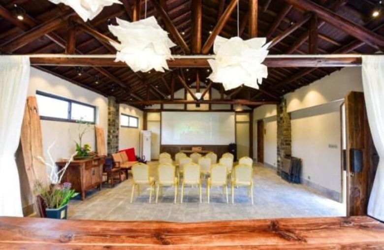 Hotel Anani Inn
