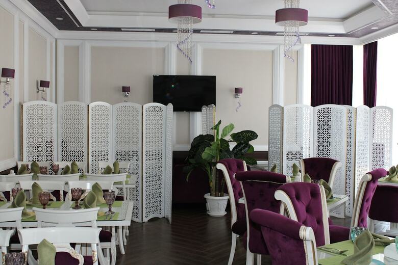 Posada Zarafshan Grand Hotel