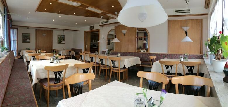 Hotel Richeb�chli