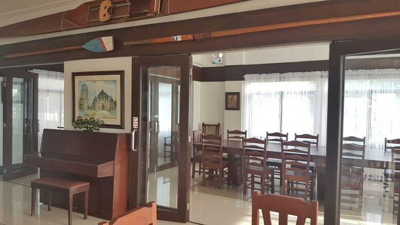 Hotel Veranda Suites And Restaurant