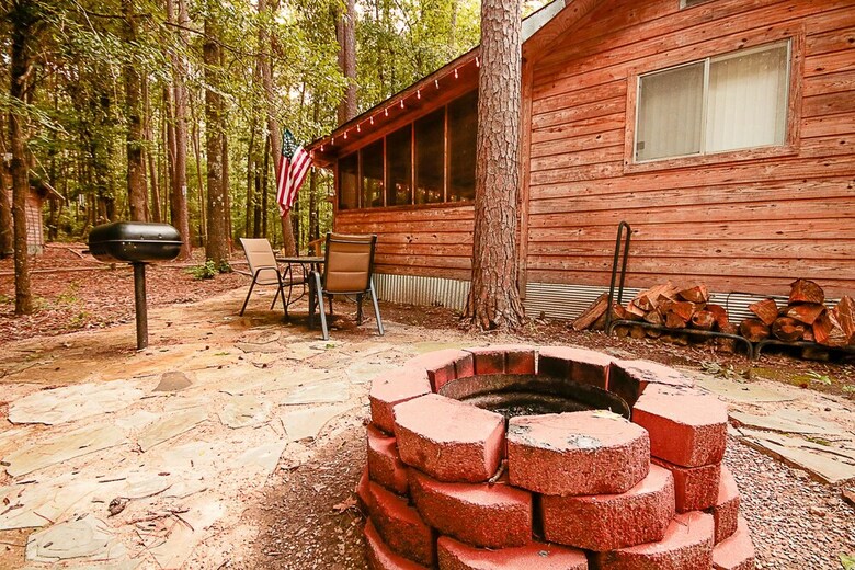 Cora's Cabins