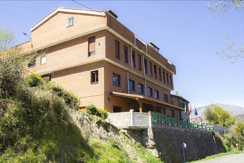 Hotel Balc�n Del Angliru