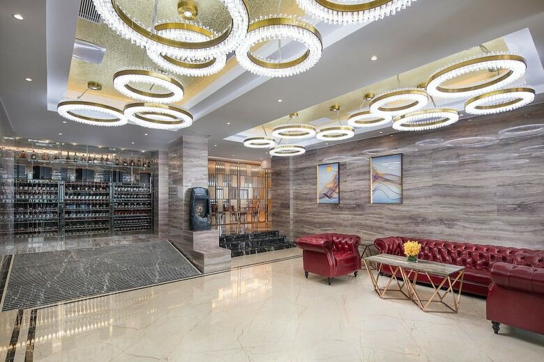 Hotel Ramada Encore Guiyang