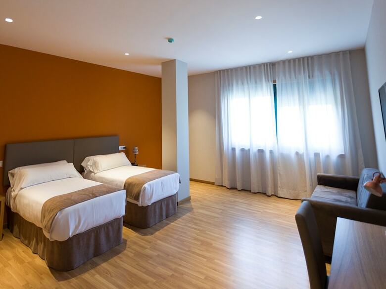 Hotel A Roldana