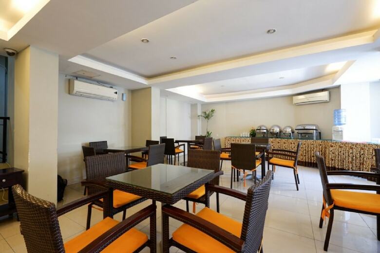 Hotel Reddoorz Plus @ Singosari Raya