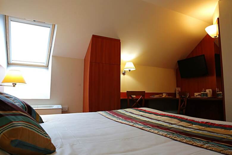 Hotel Kyriad Les Ulis