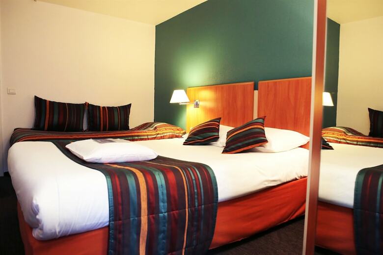 Hotel Kyriad Les Ulis