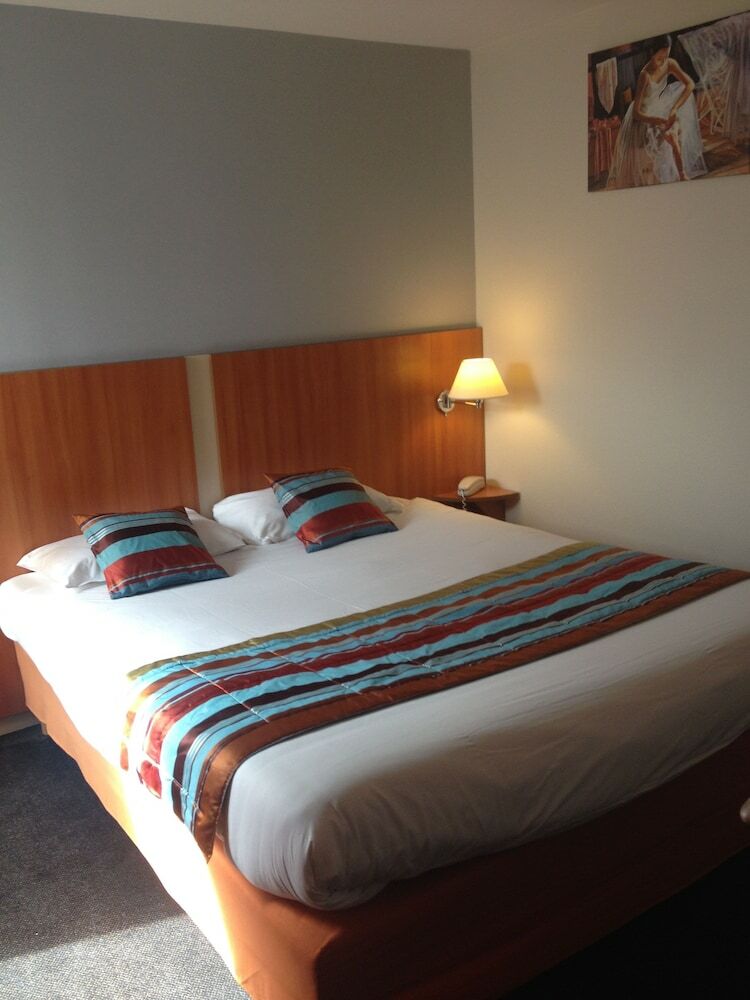 Hotel Kyriad Les Ulis