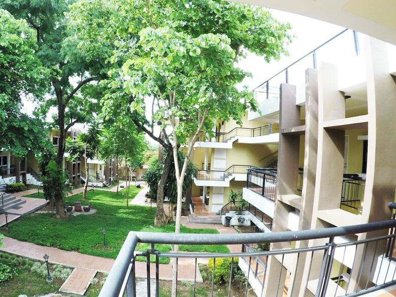 Hotel Chiangrai Lake Hill Resort