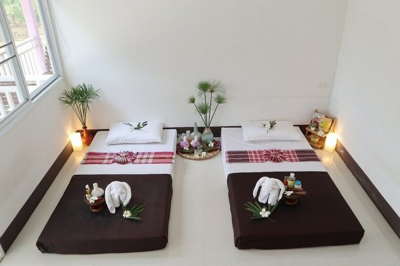 Hotel Chiangrai Lake Hill Resort