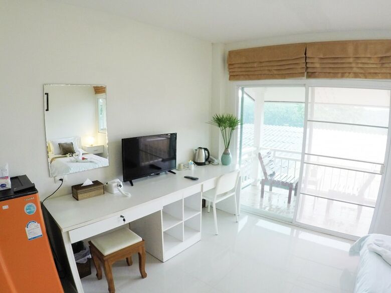 Hotel Chiangrai Lake Hill Resort