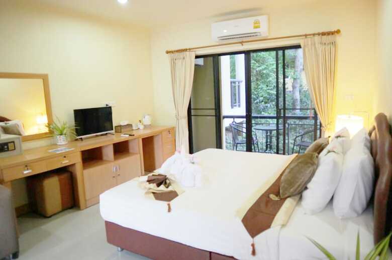 Hotel Chiangrai Lake Hill Resort