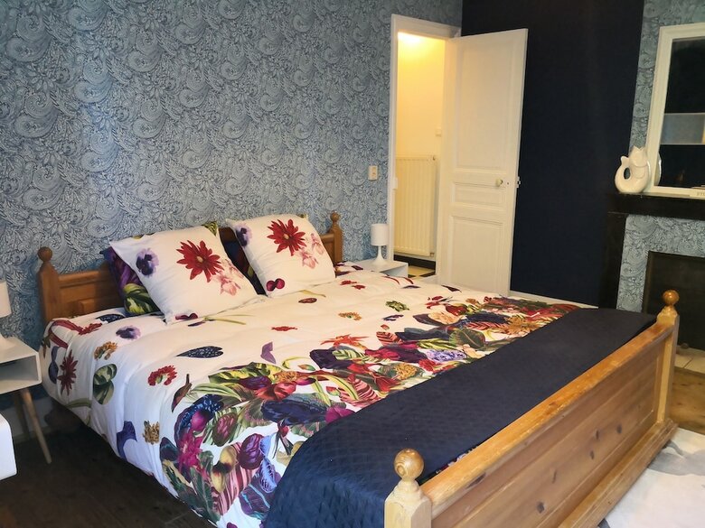 Bed & Breakfast Maison Courbarien