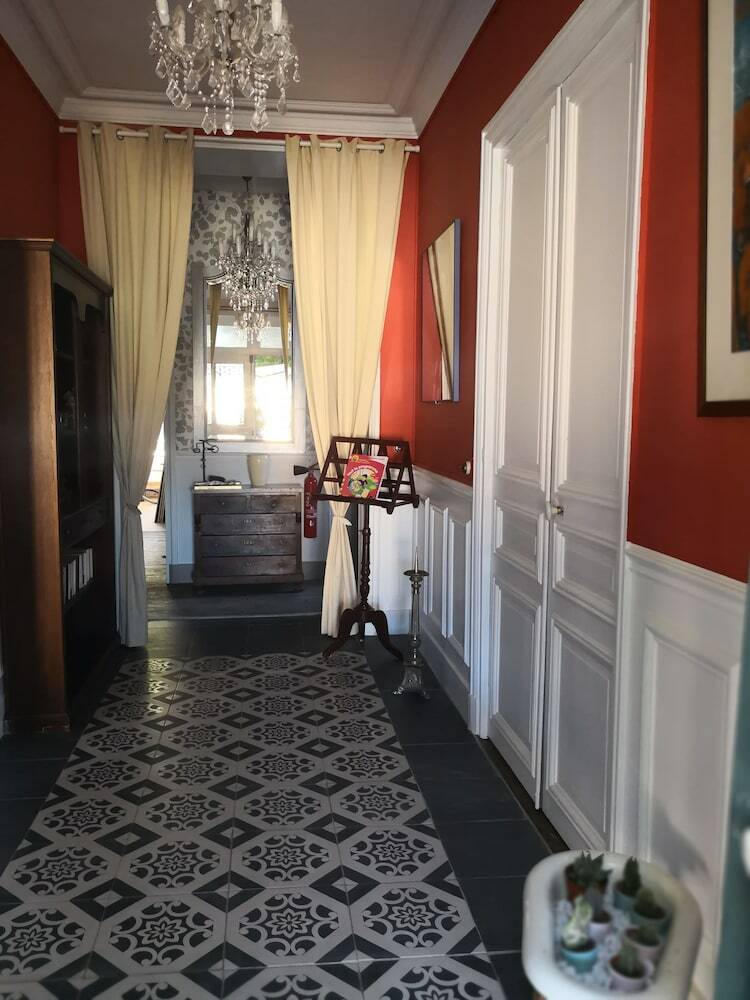 Bed & Breakfast Maison Courbarien
