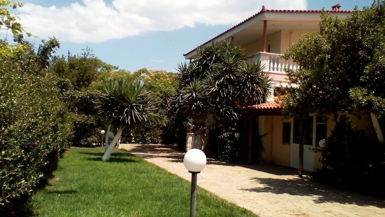 Apartamentos Jacuzzi Pool House
