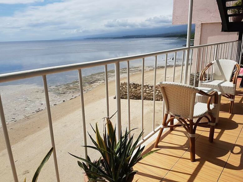Hotel Ai's Beach Resort & Restaurant