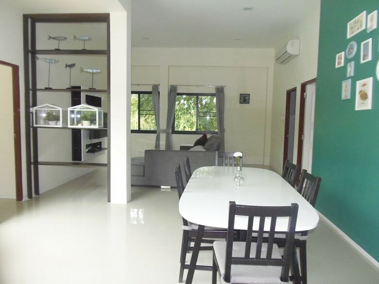 Sattahip Pool Villa